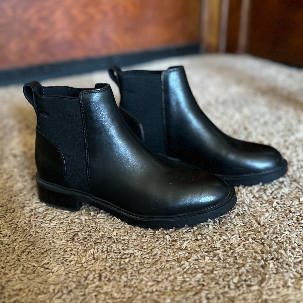 Steve Madden Chelsea Boots